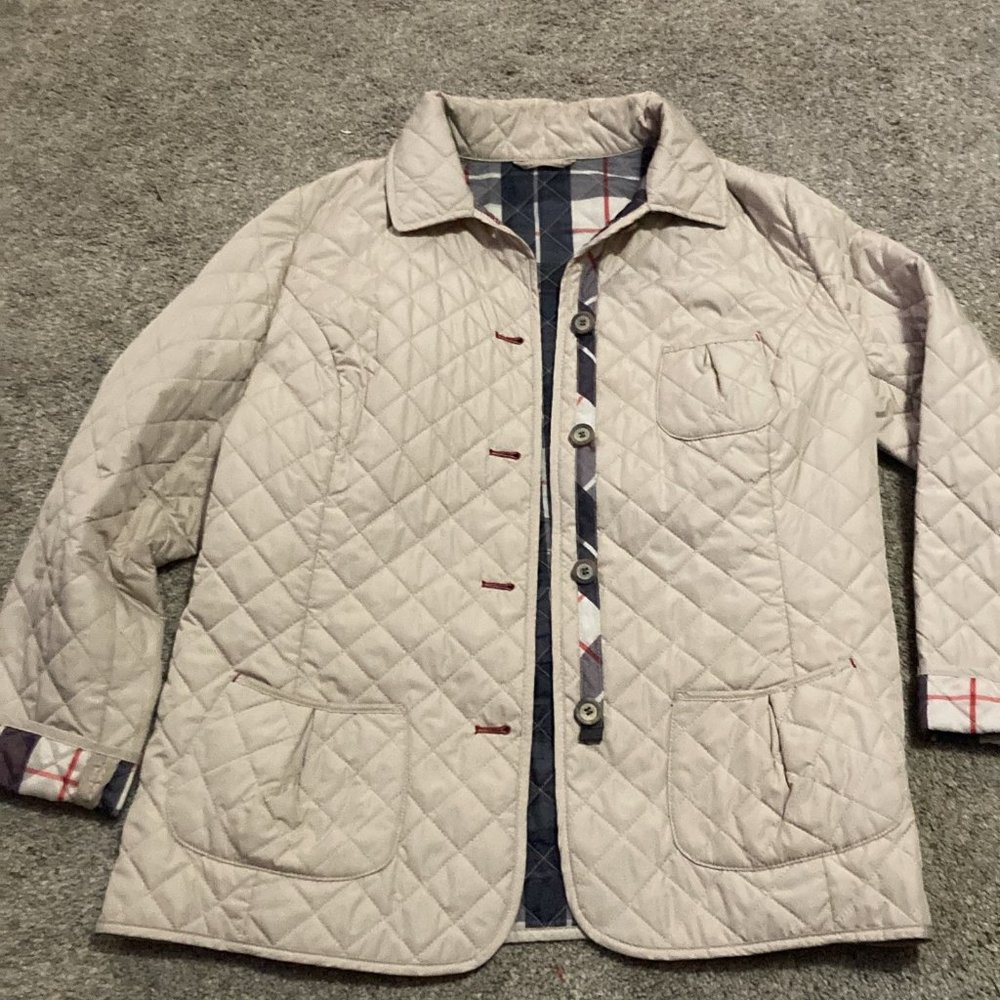 Bexleys Woman’s Jacket‎